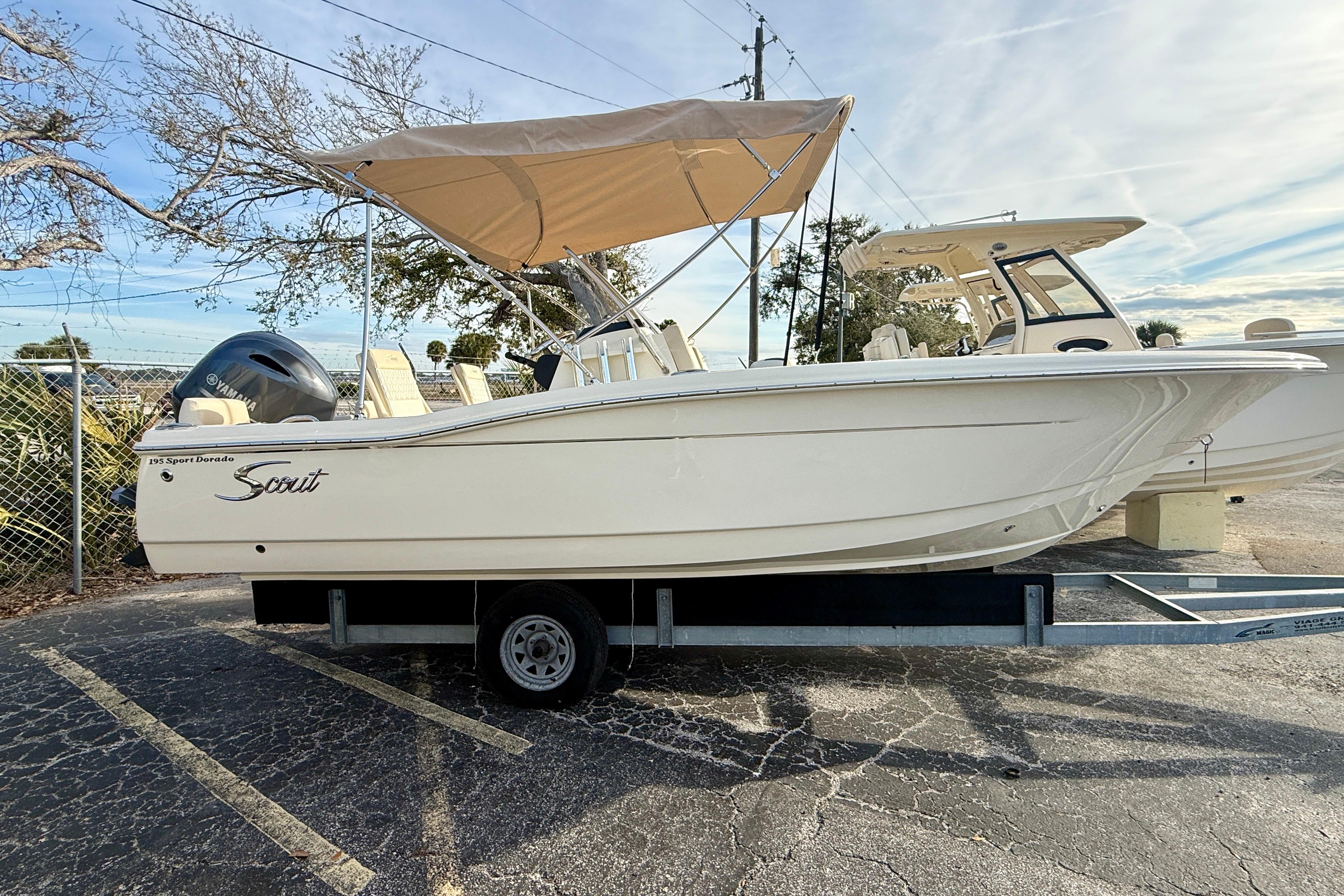 2026 Scout 195 Sport Dorado