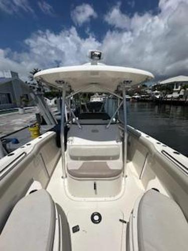 2011 Pursuit C 280 Center Console - 27