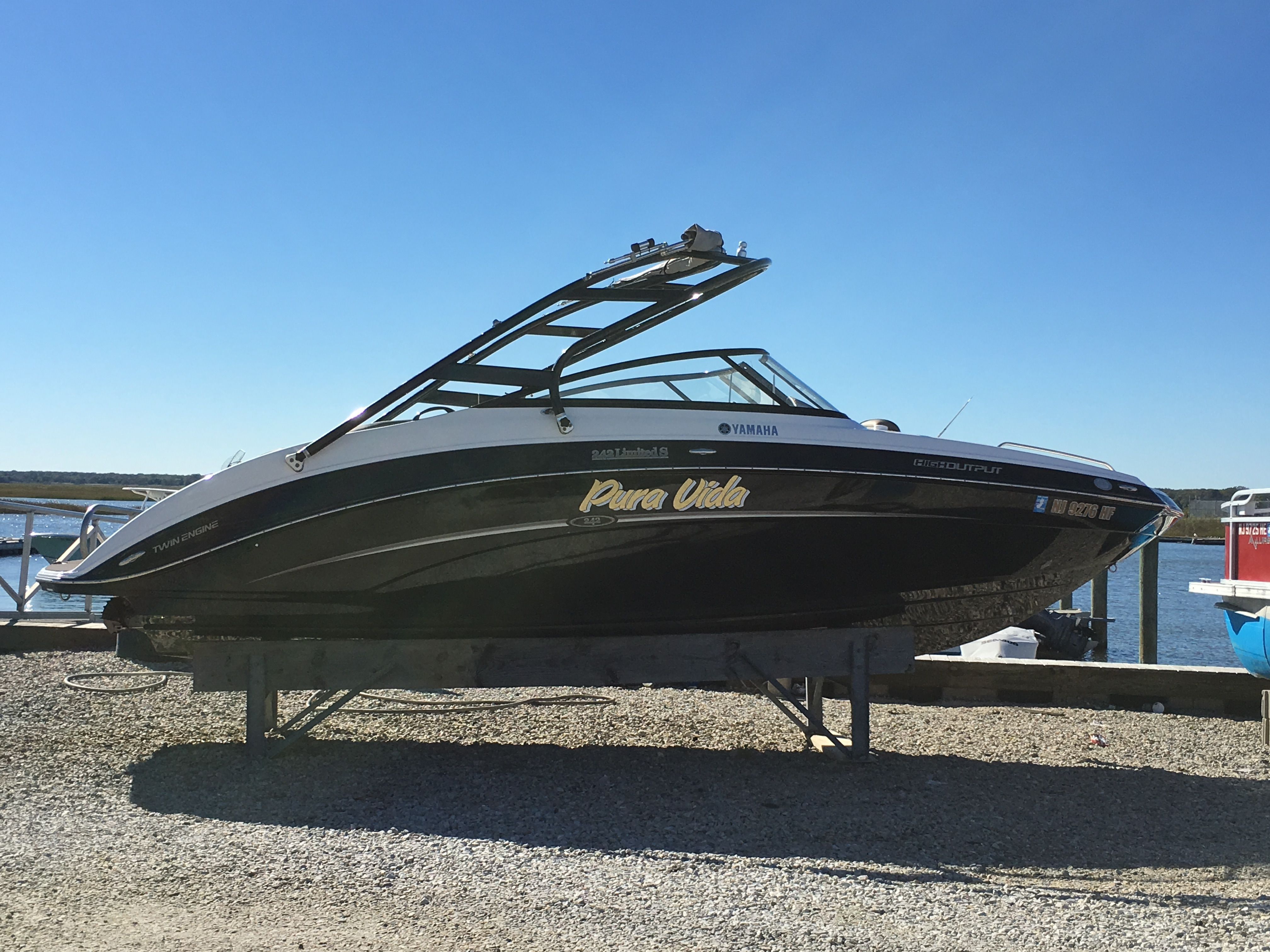 2014 Yamaha Boats 242 Limited S - 4