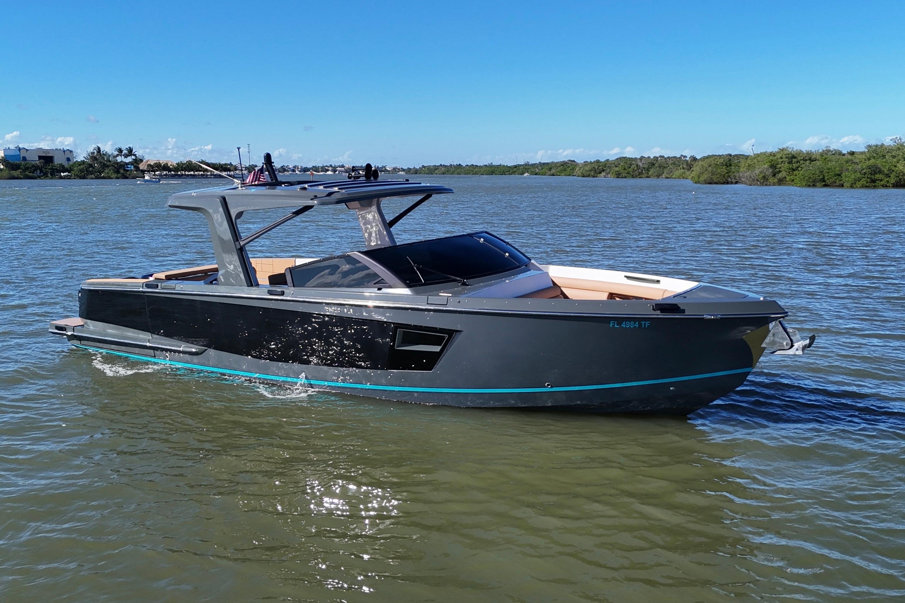 2022 Aviara AV40 OB