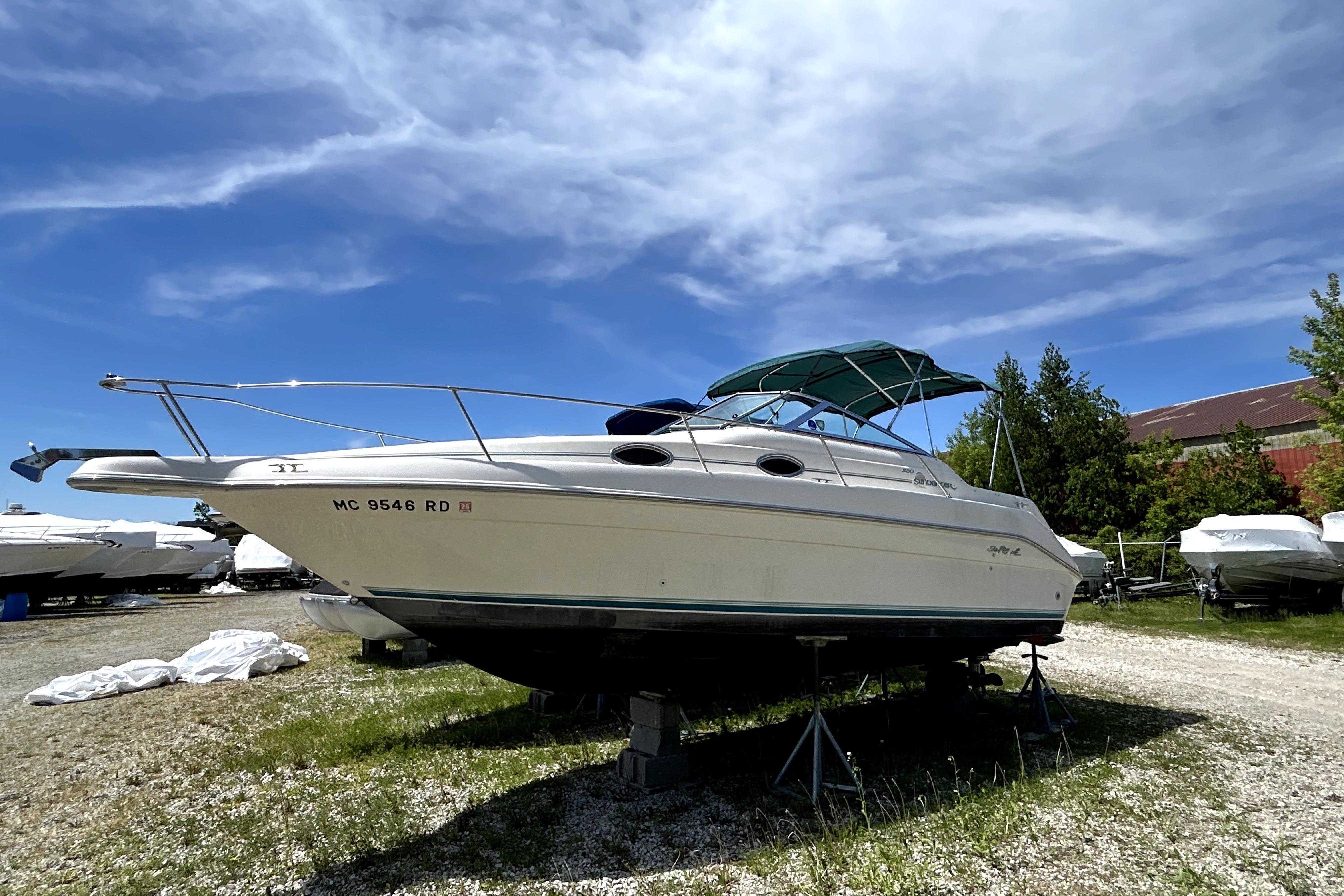 1995 Sea Ray 250 Sundancer