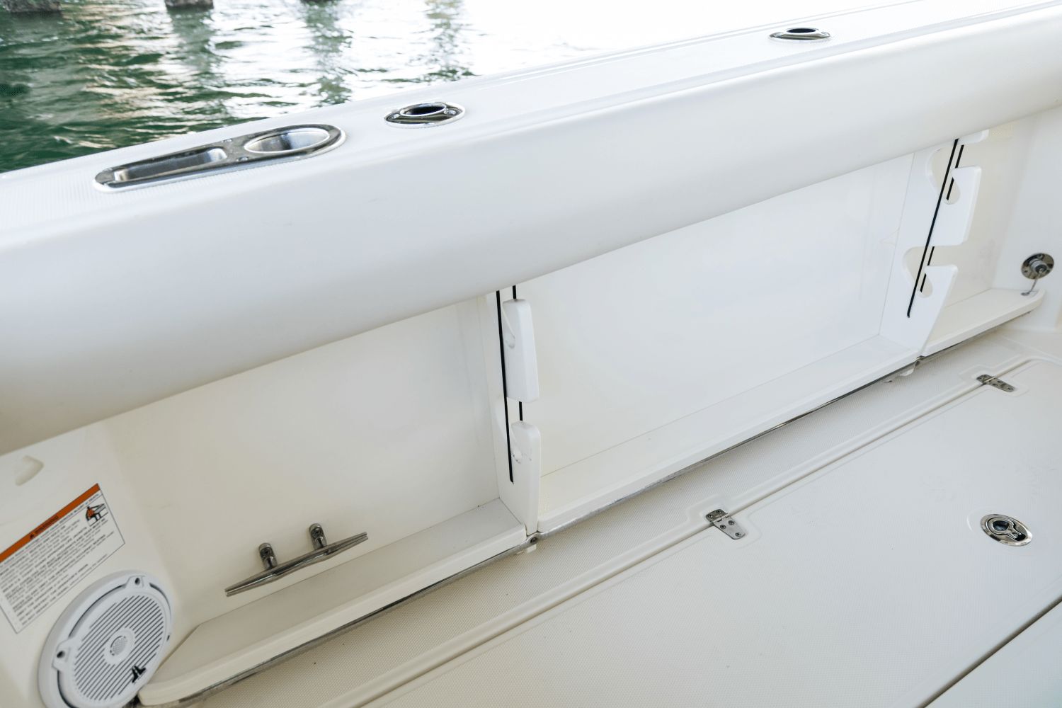 2026 Boston Whaler 280 Outrage - 143
