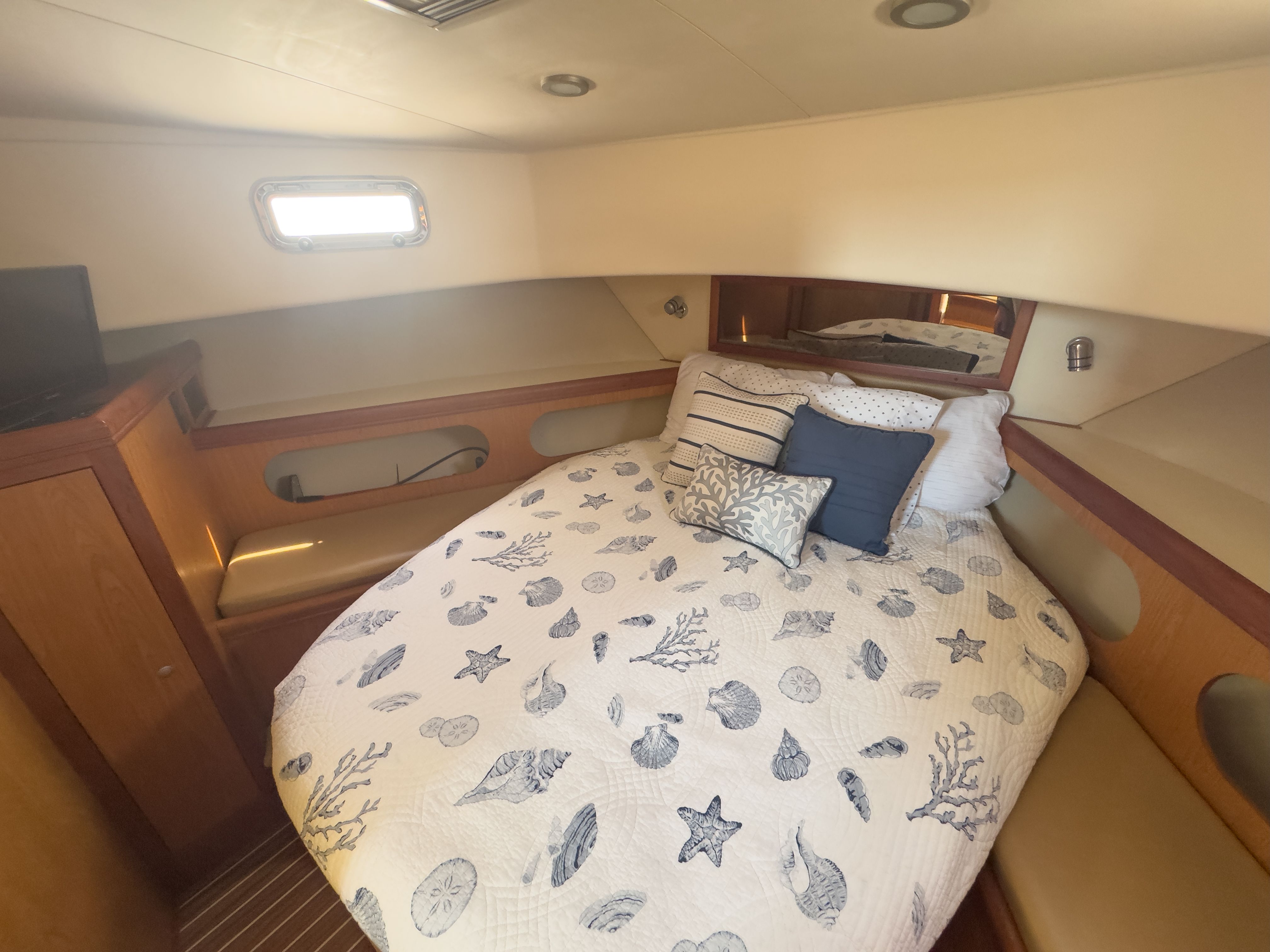 2006 Mainship 43 Trawler - 15