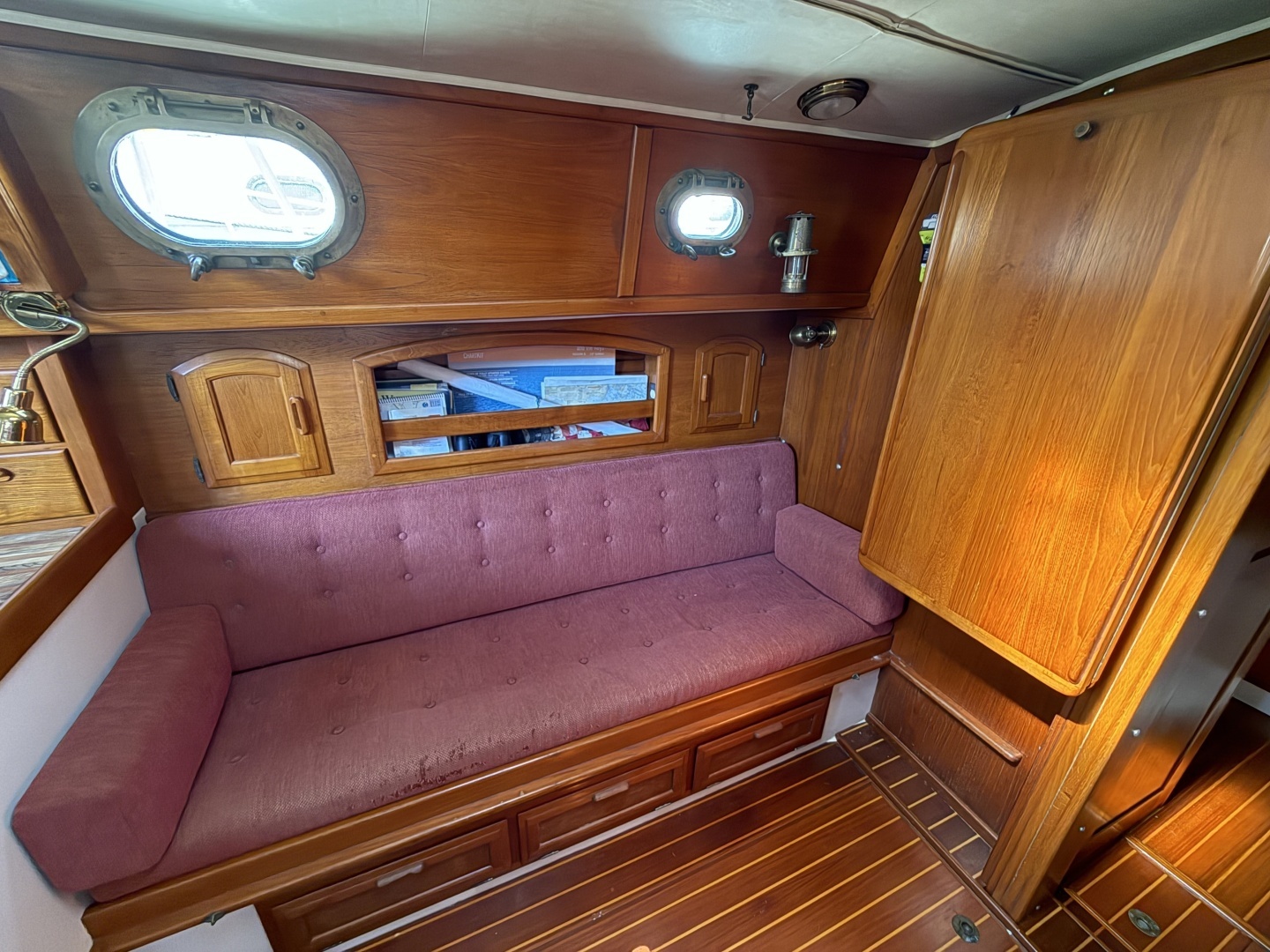 1987 Pacific Seacraft — - Image 26