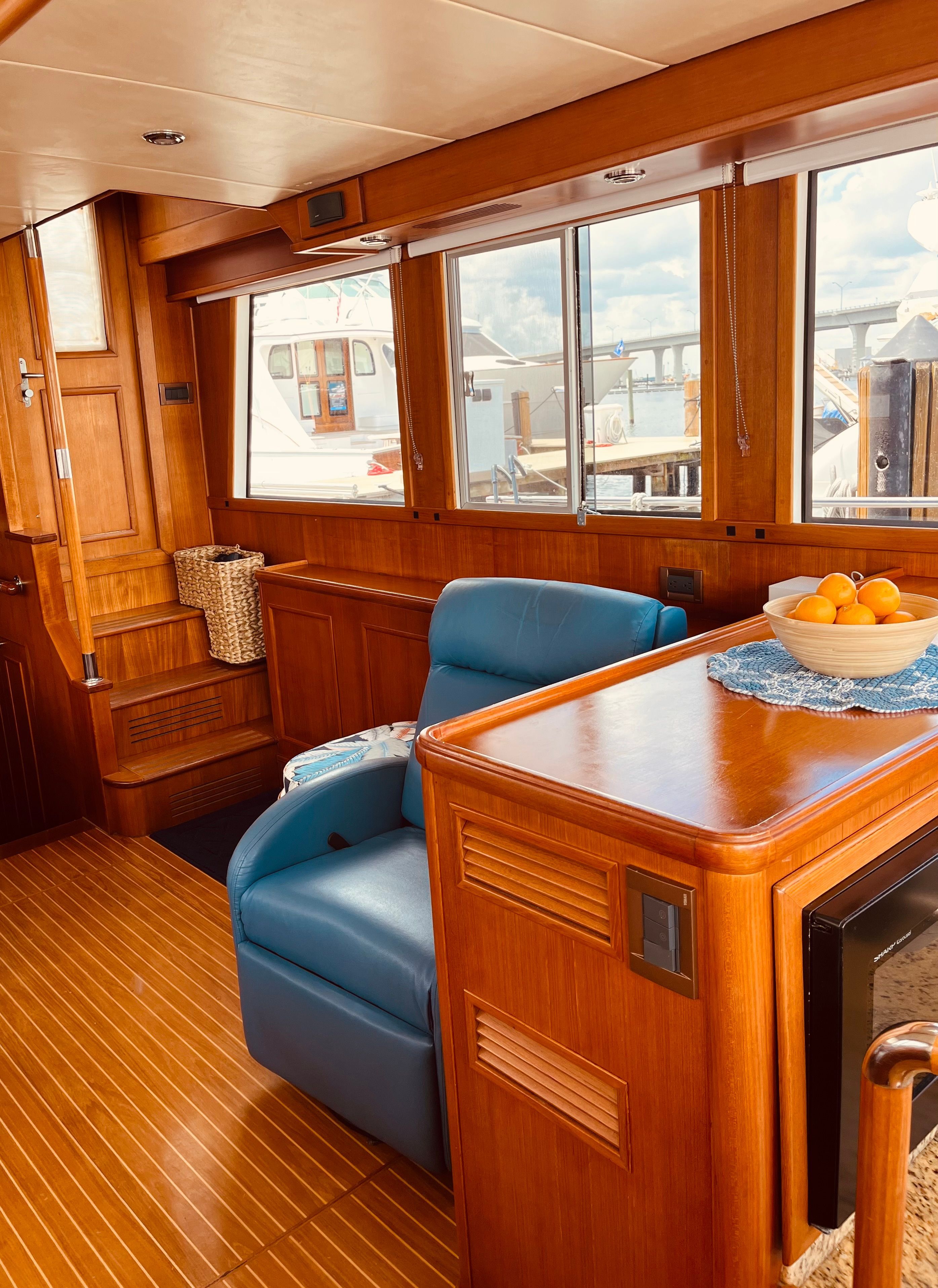 2007 Grand Banks 47 Heritage CL - 29
