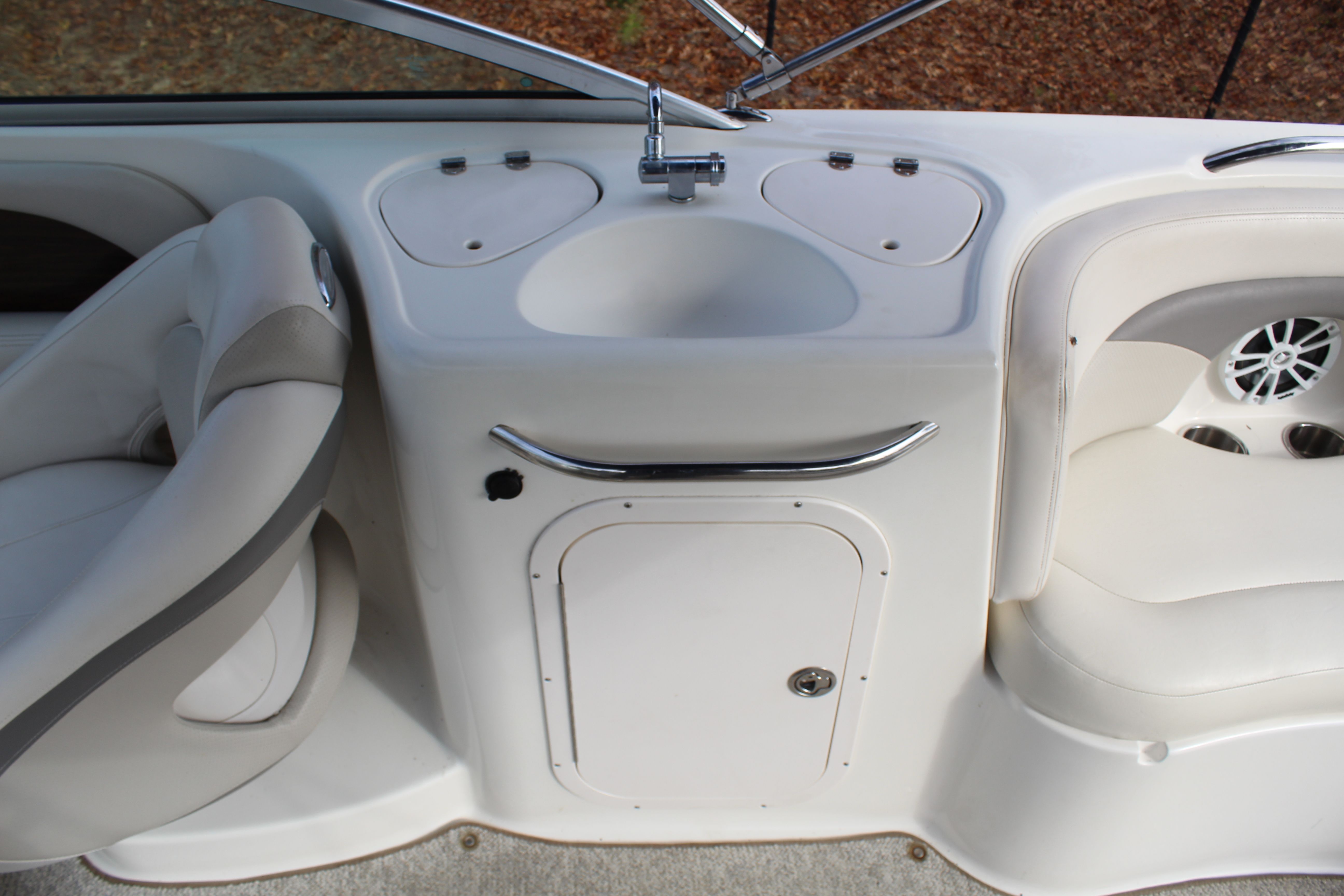 2007 Chaparral Sunesta 274 - 14
