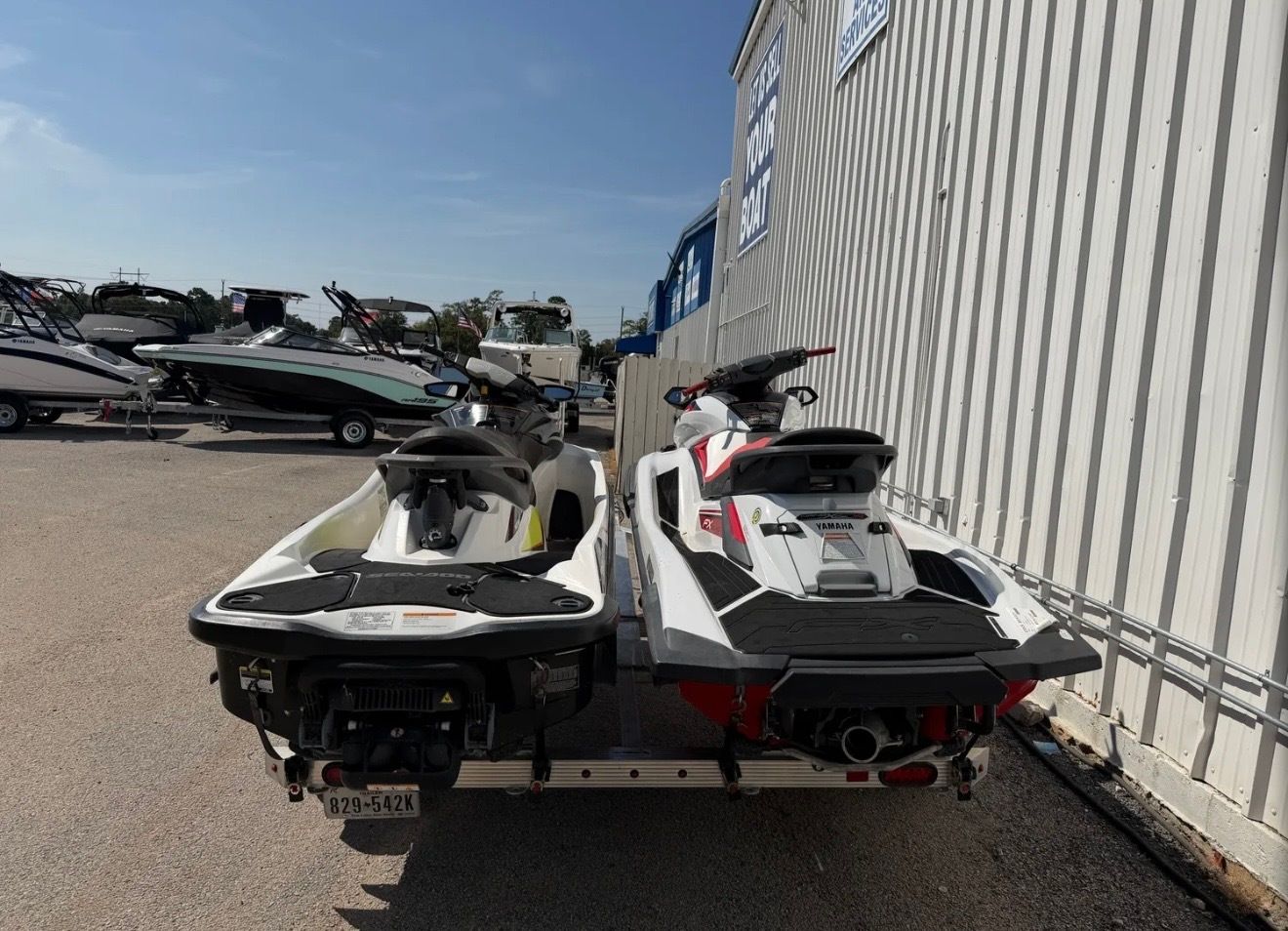 2014 SEA-DOO WAKE 215 - Image 3