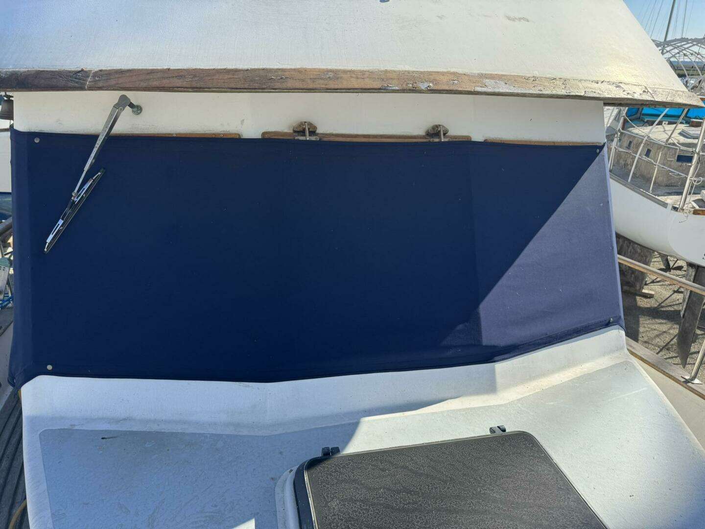 1986 Marine Trader 34 Double Cabin - Image 21