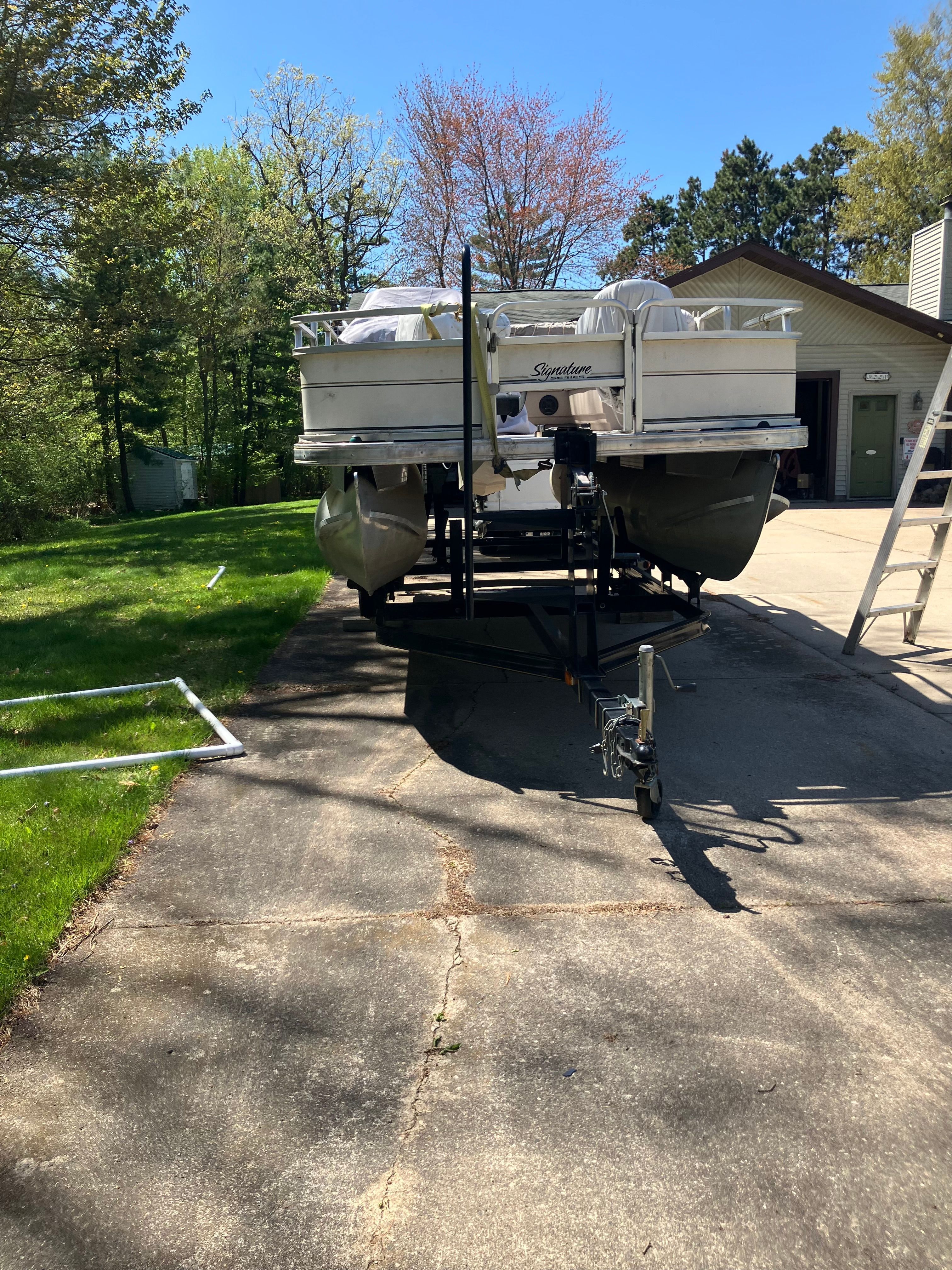 2005 Sun Tracker Bass Buggy 18 Signature Series
