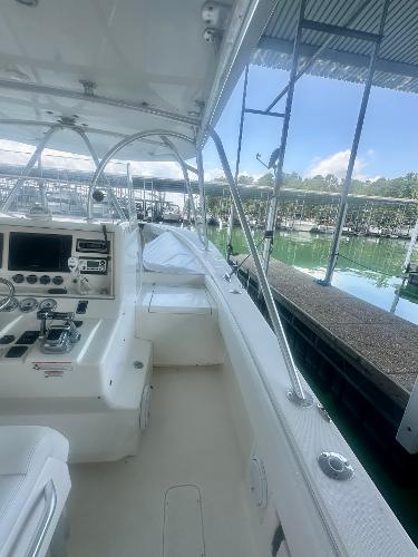 2008 SeaVee 390B boat interior with control panel, docked at marina.