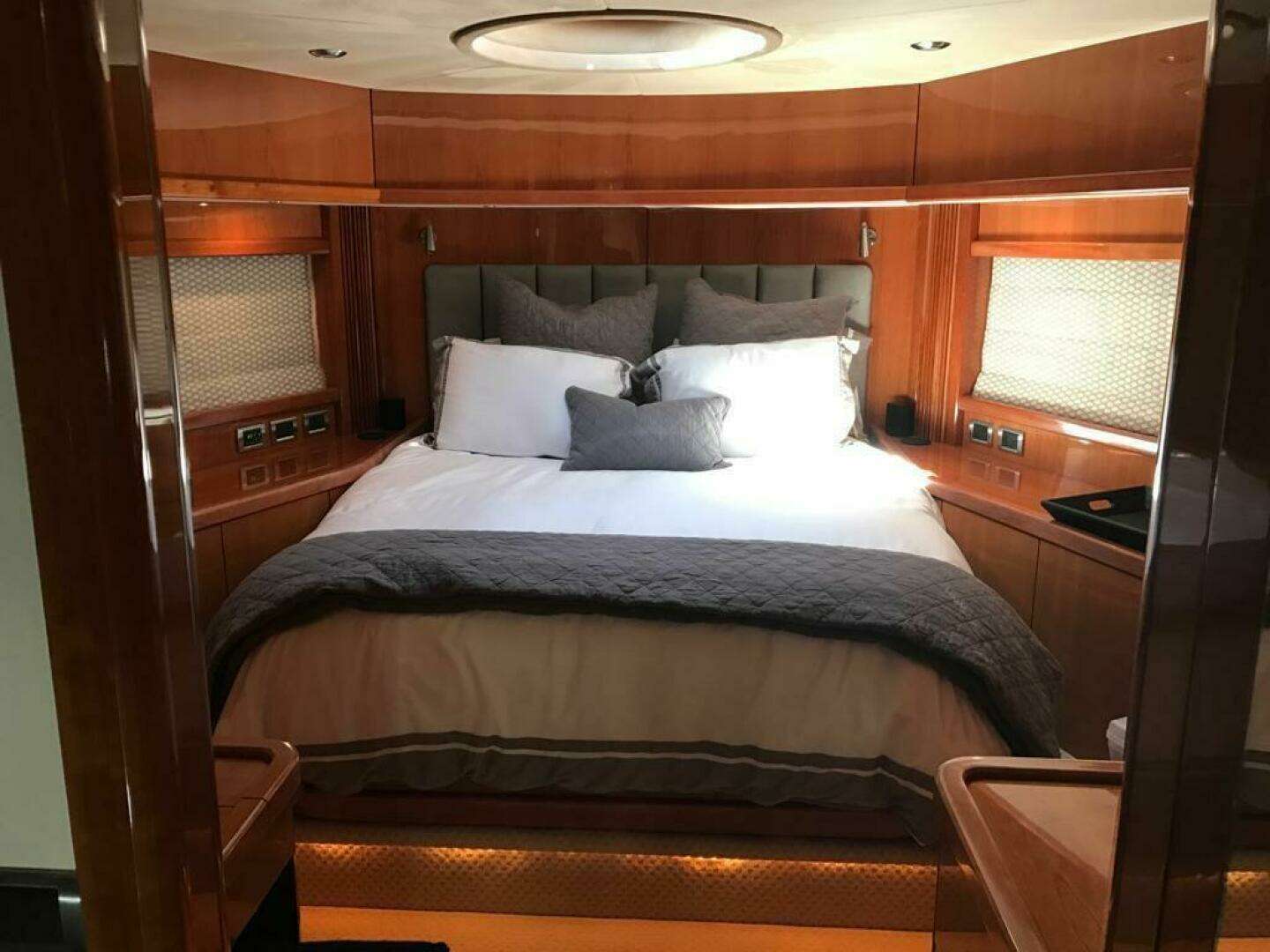 2006 Sunseeker Predator 82 - Image 19