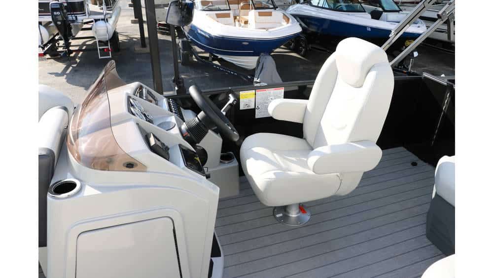 2026 Sylvan Mirage 820 CLZ DH Premium Pontoon Includes Custom Trailer - 15