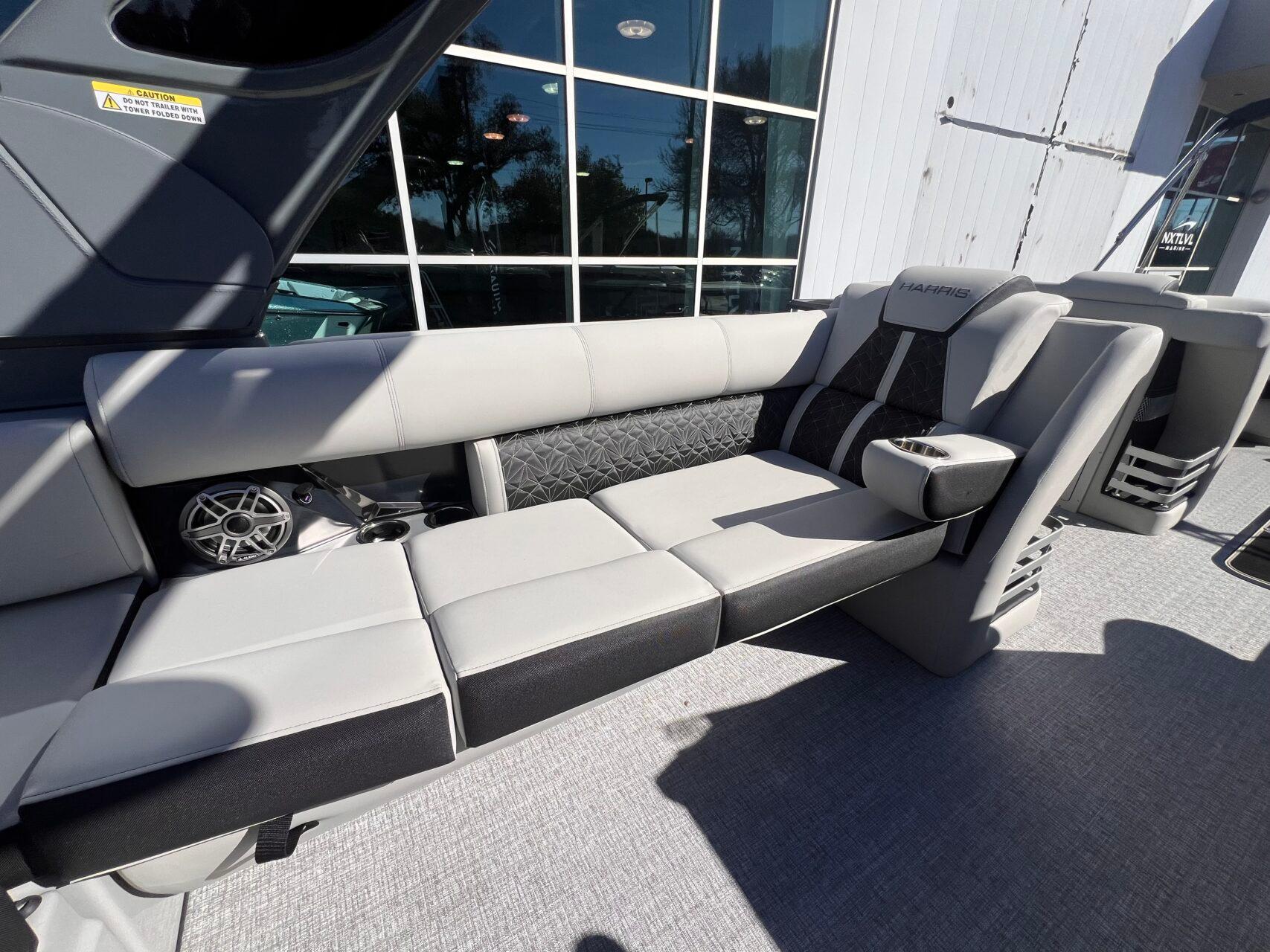 2025 Harris Grand Mariner 270 - 30