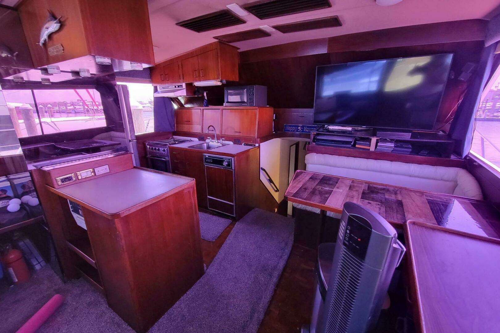 1985 Ocean Yachts 55 Super Sport - Image 8