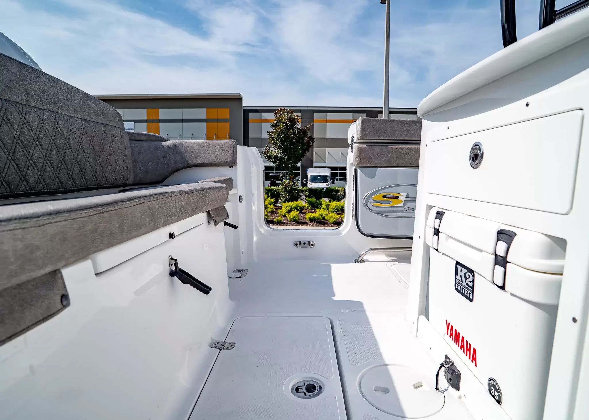2027 Sea Hunt Ultra 285 SE - 14