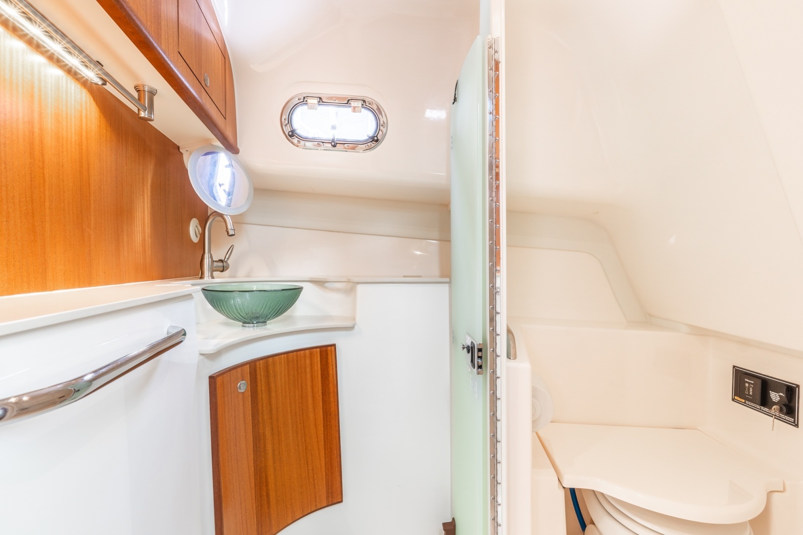 2016 Pursuit OS 385 Offshore - Image 30