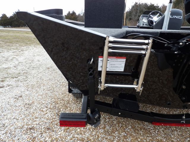2026 Lund 1975 Renegade - 48