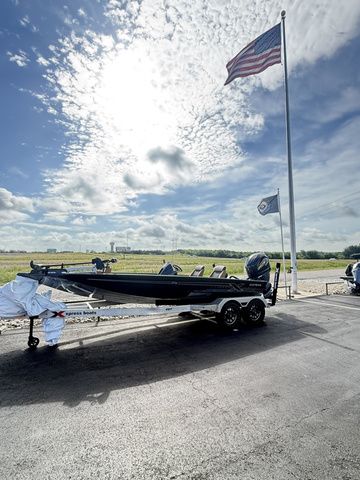 2026 Xpress XR 21 BASS