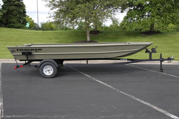 2025 Tracker Grizzly 1860 Utility