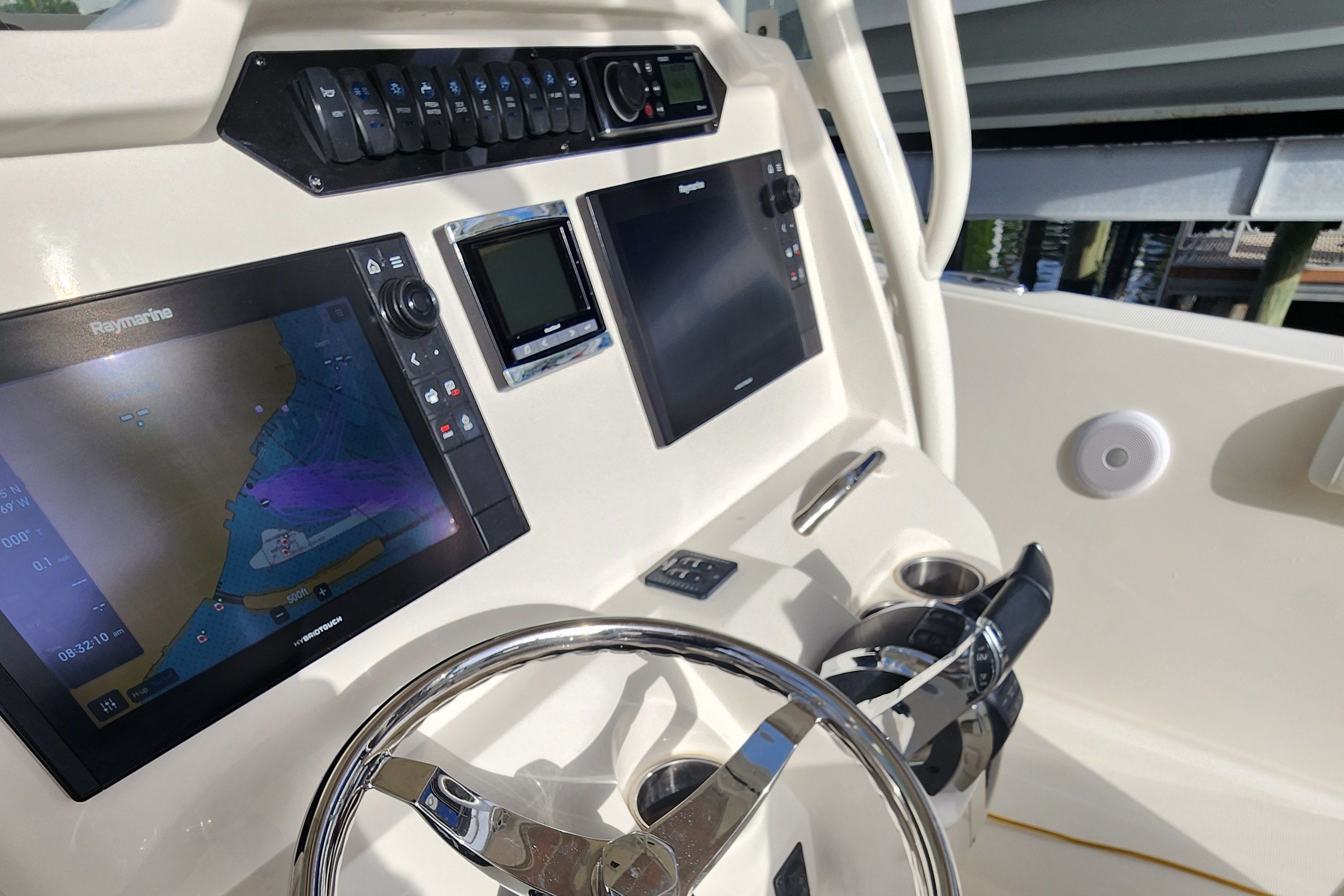 2017 Sailfish 320 CC - 2