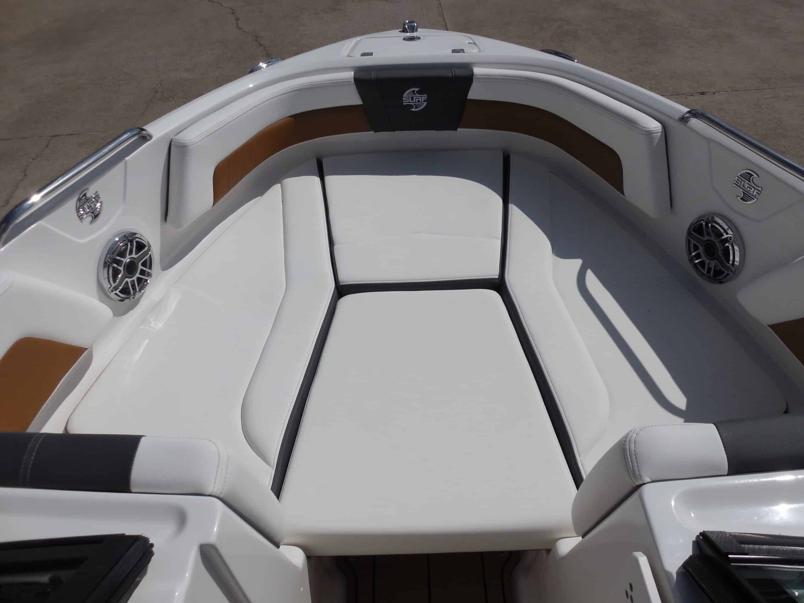 2025 Chaparral 21 Surf - 11