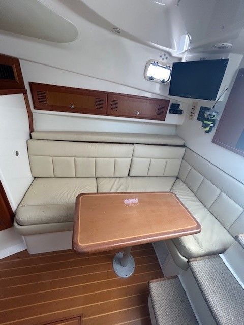 2002 Cabo 31 Express - 7