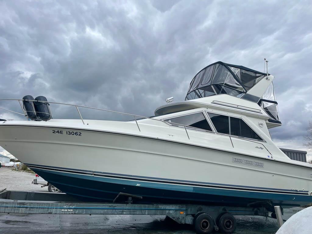 1989 Sea Ray 340 Sedan Bridge