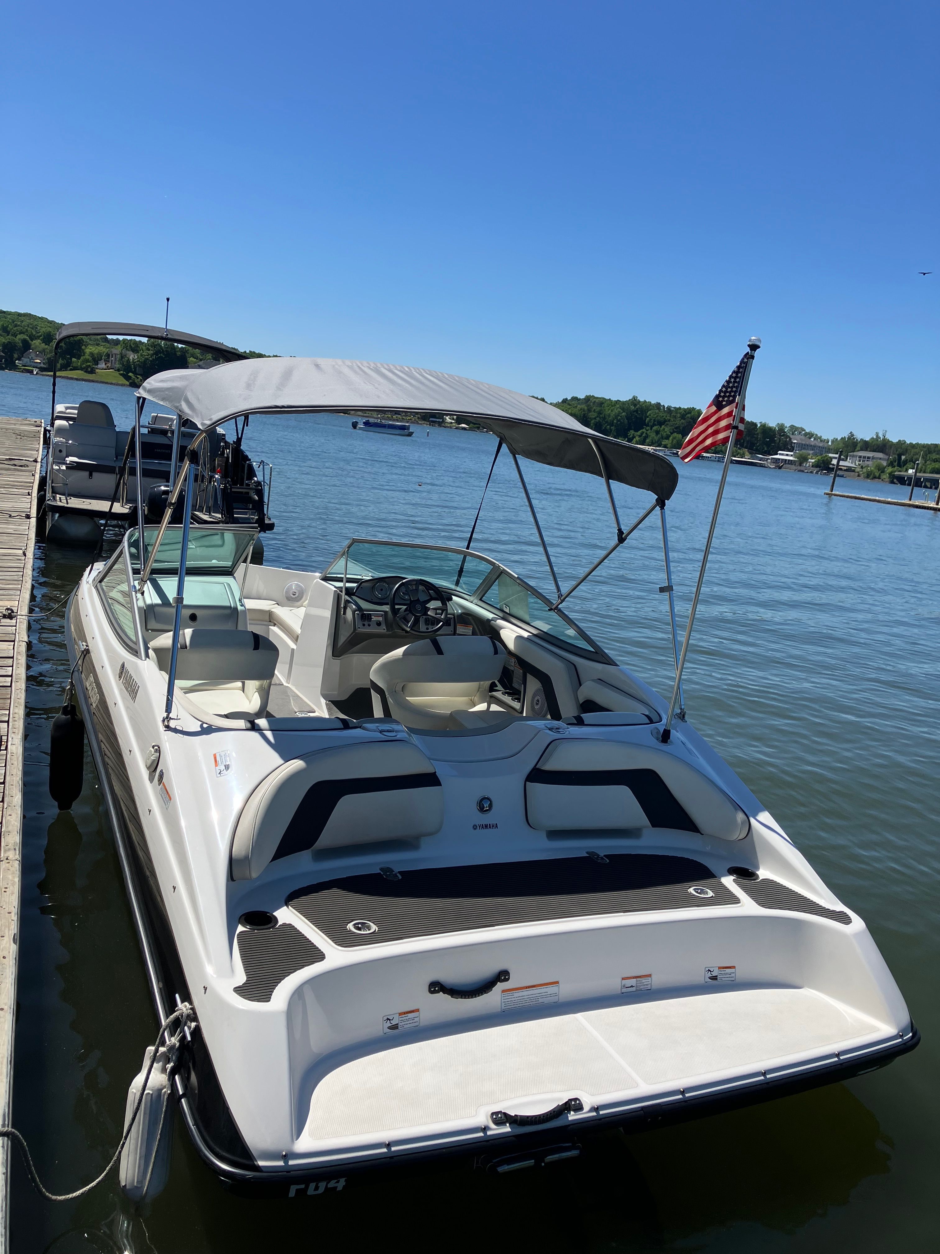 2015 Yamaha Boats SX190 - 12
