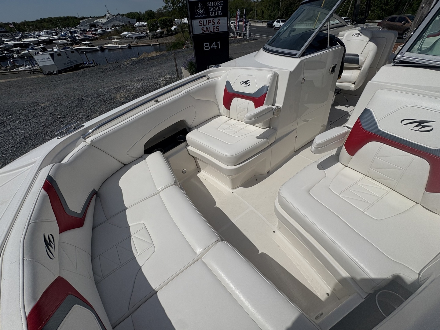 2013 Monterey M5 Sport Boat - Image 22