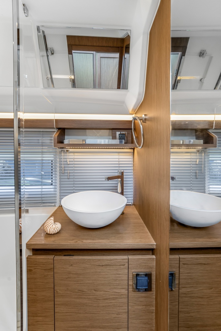 2020 Jeanneau NC 37 - Image 35