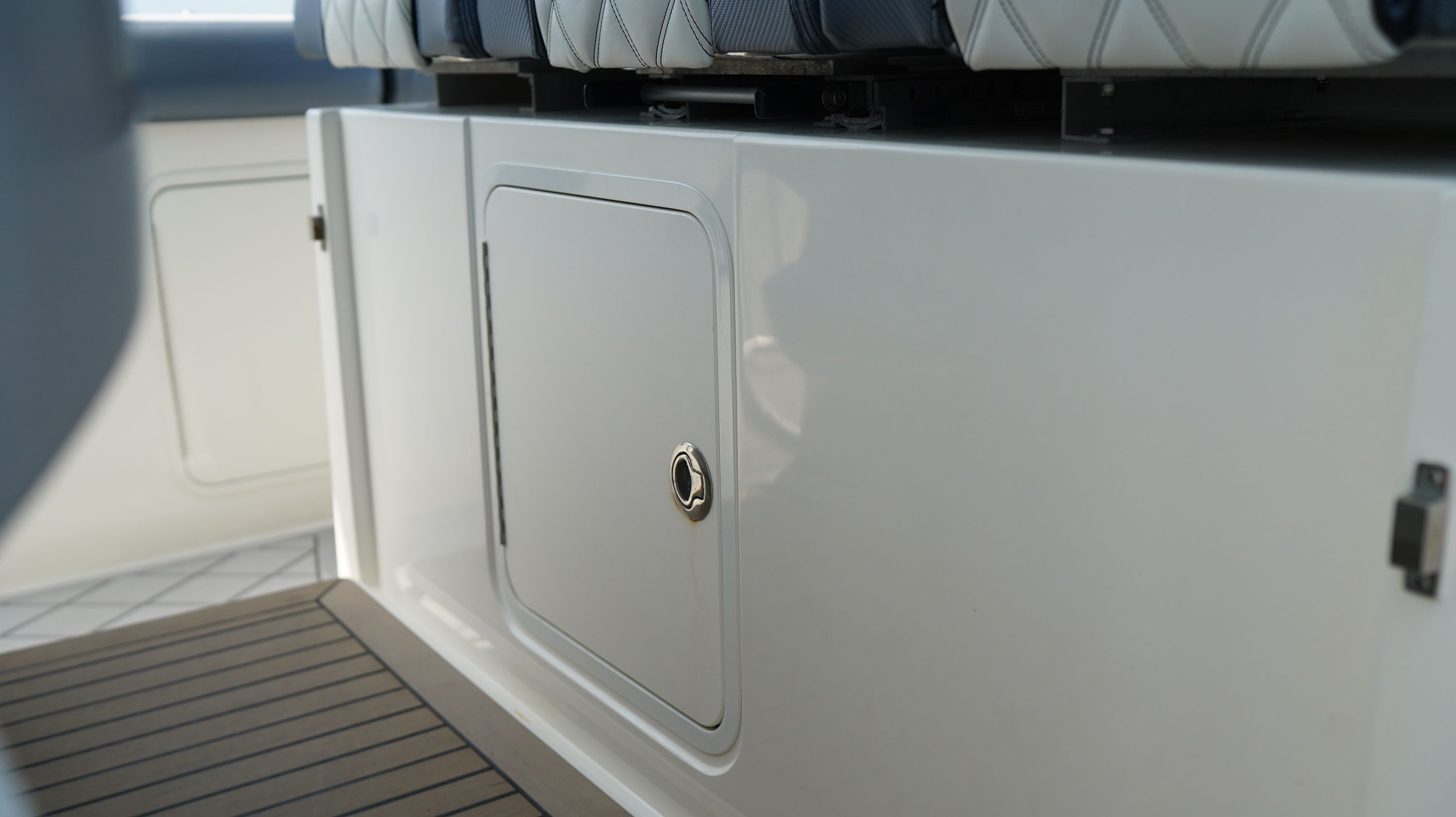 2013 Boston Whaler 350 Outrage - 52