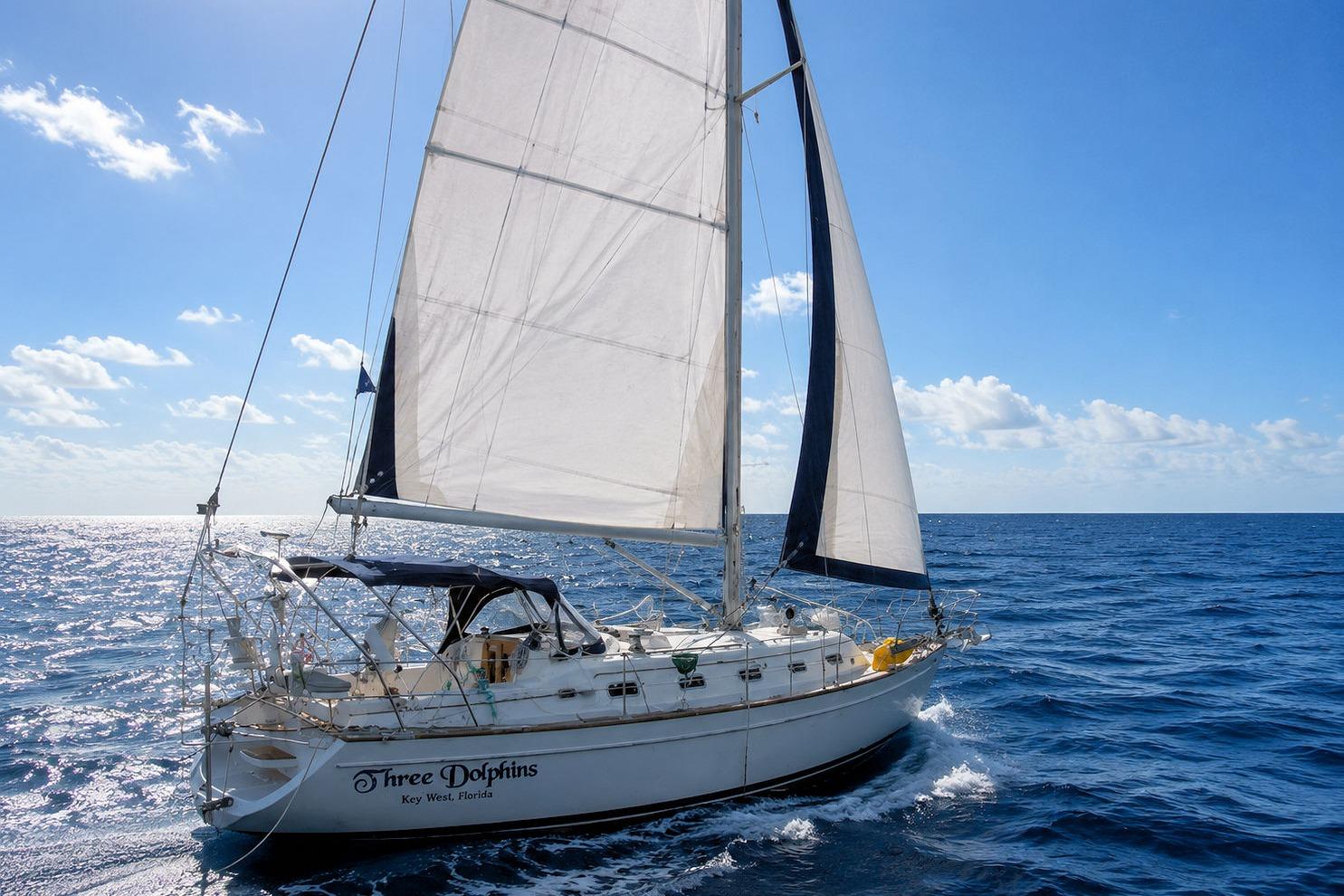 2005 Island Packet 370