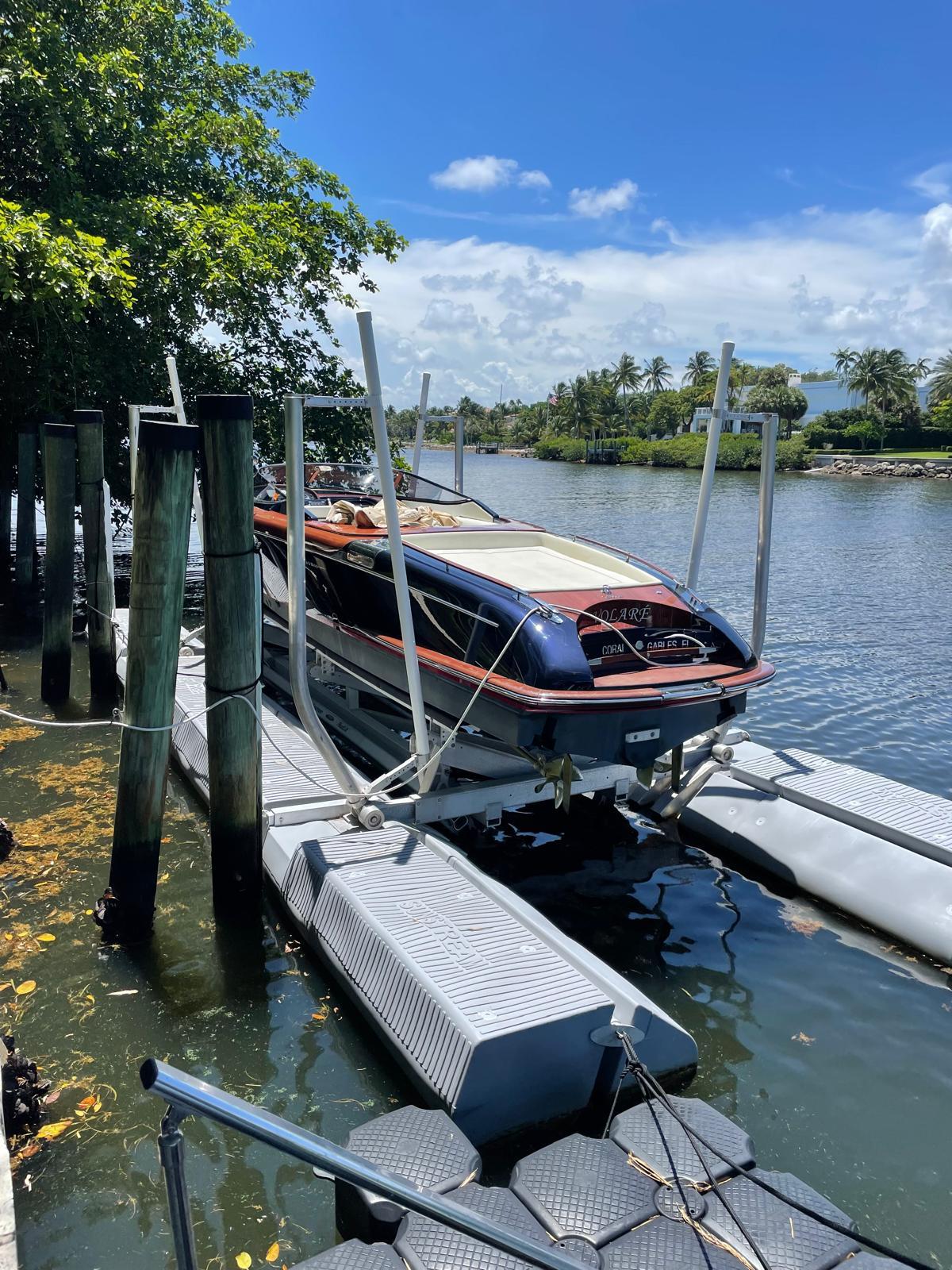 2016 Riva 33' Aquariva Super