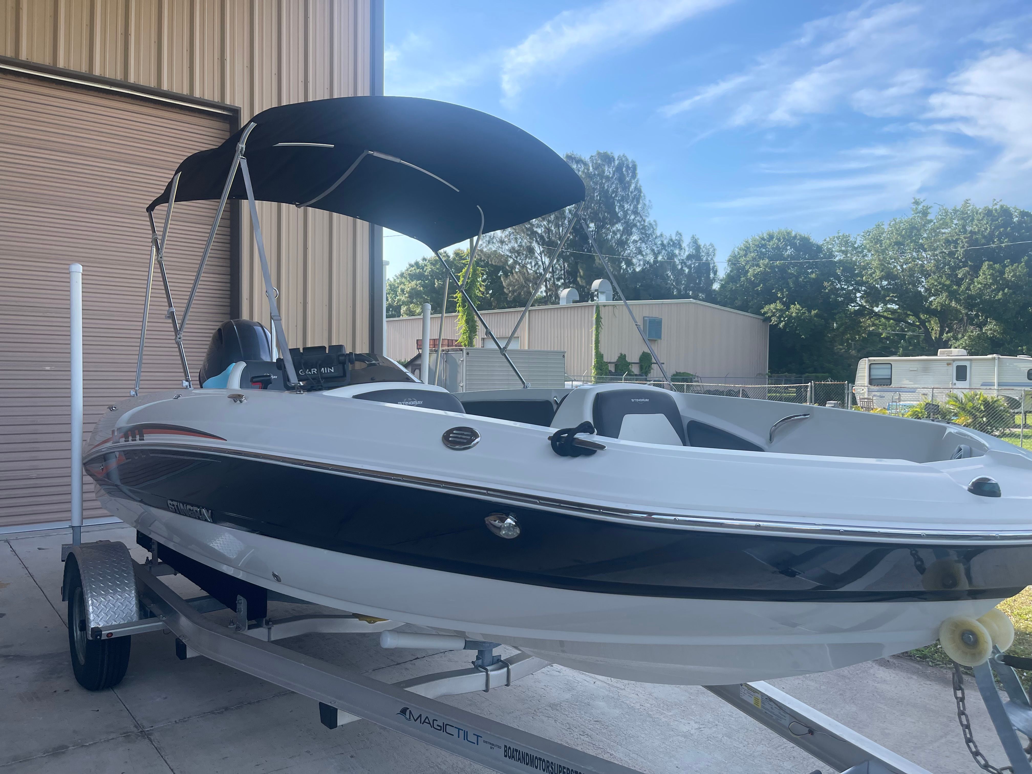 2018 Stingray 182 SC