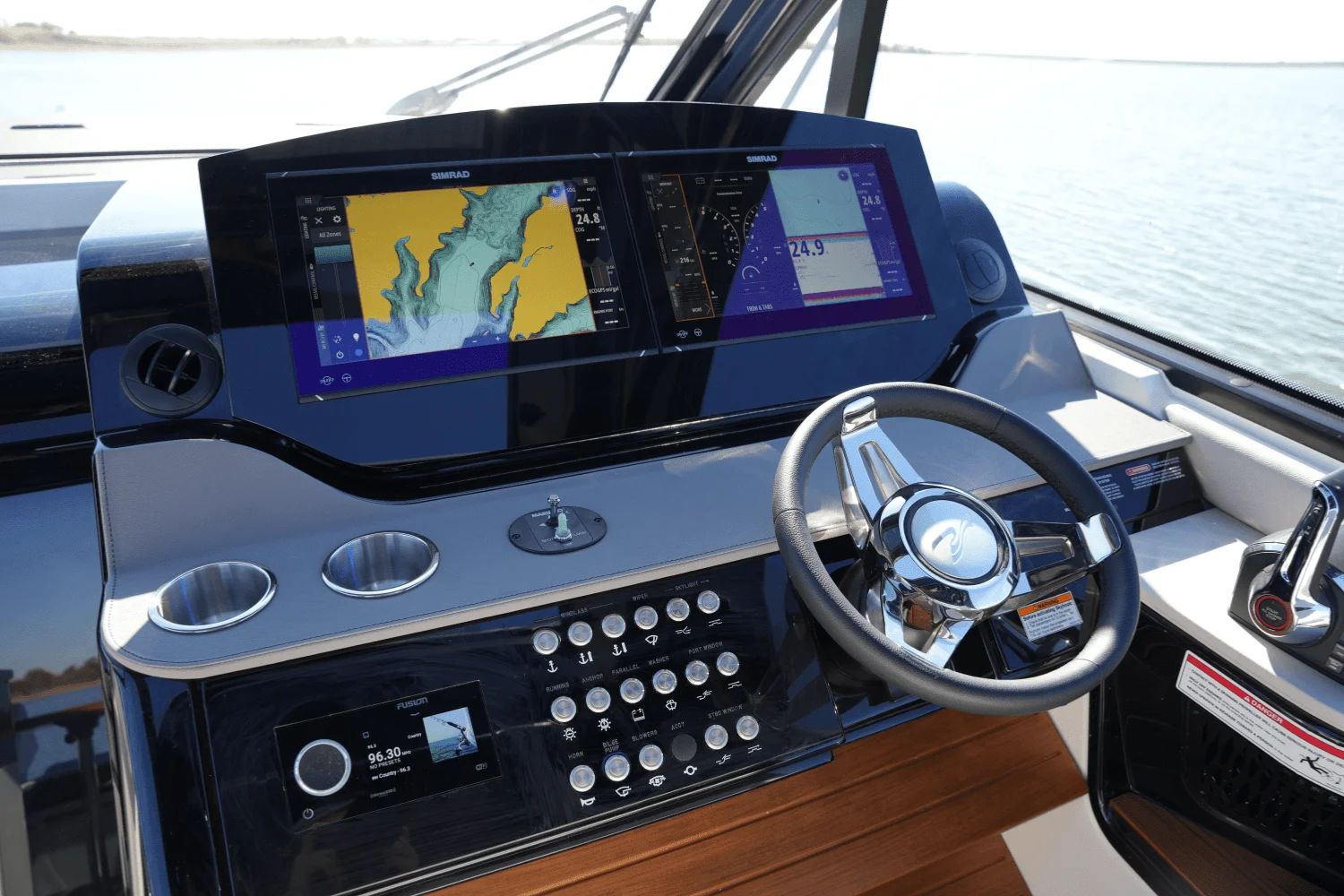 2025 Sea Ray Sundancer 370 - 22