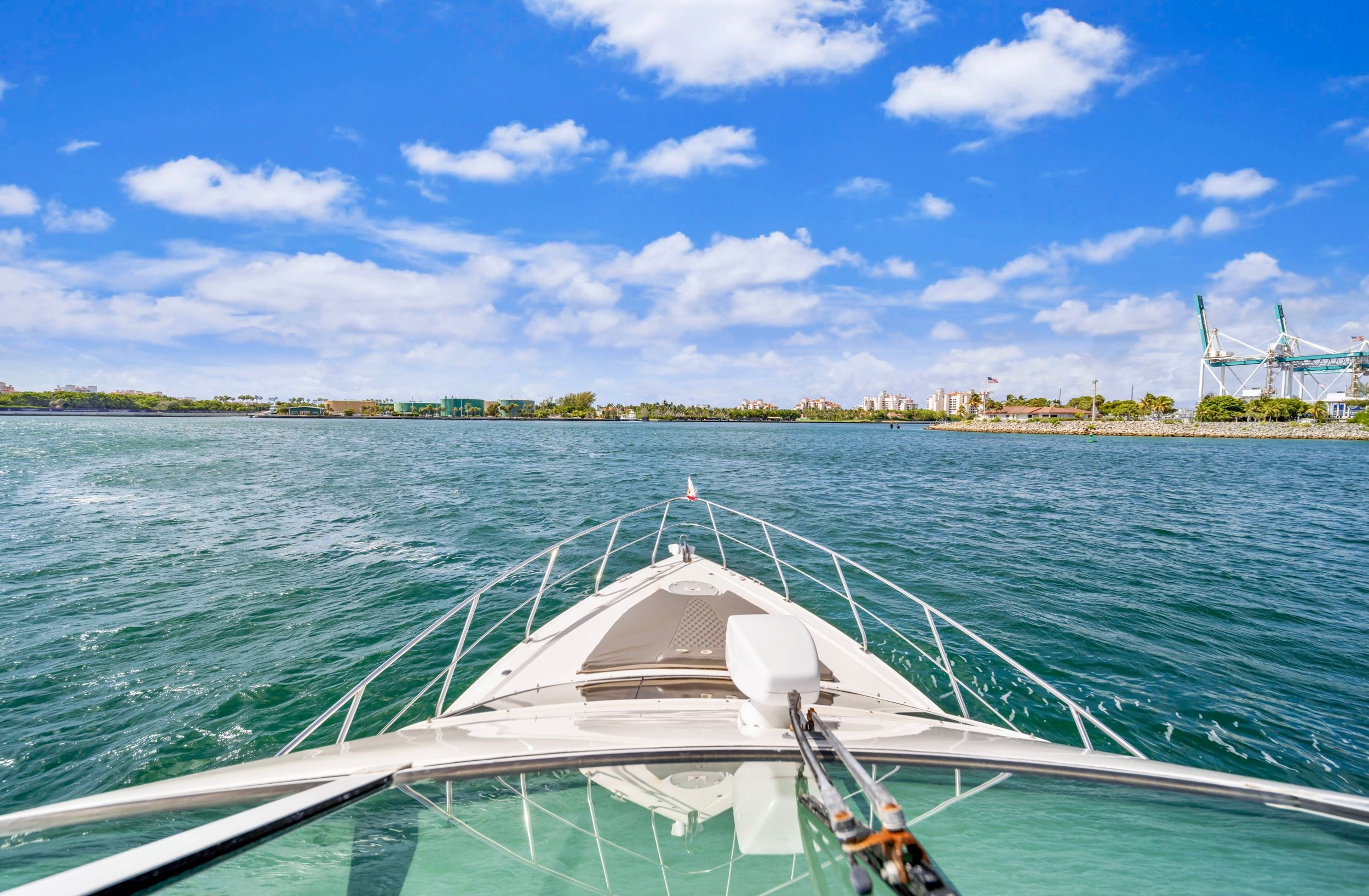 2007 Cruisers Yachts 447 - 2