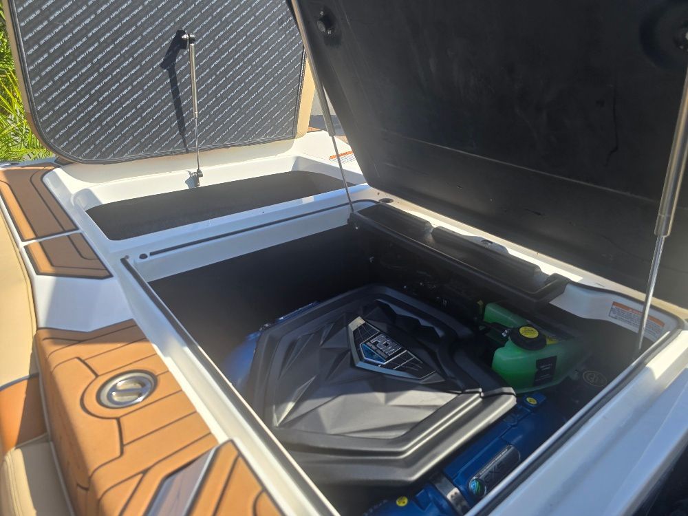 2020 Nautique GS24 - 17
