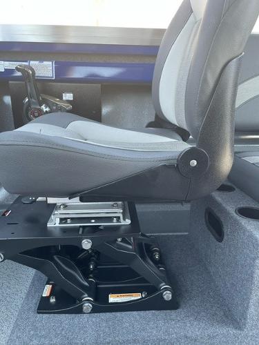 2025 Spartan 240 Maximus Pro seat with adjustable base and ergonomic design.
