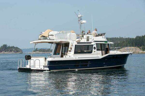 2027 Ranger Tugs R-43 Command Bridge