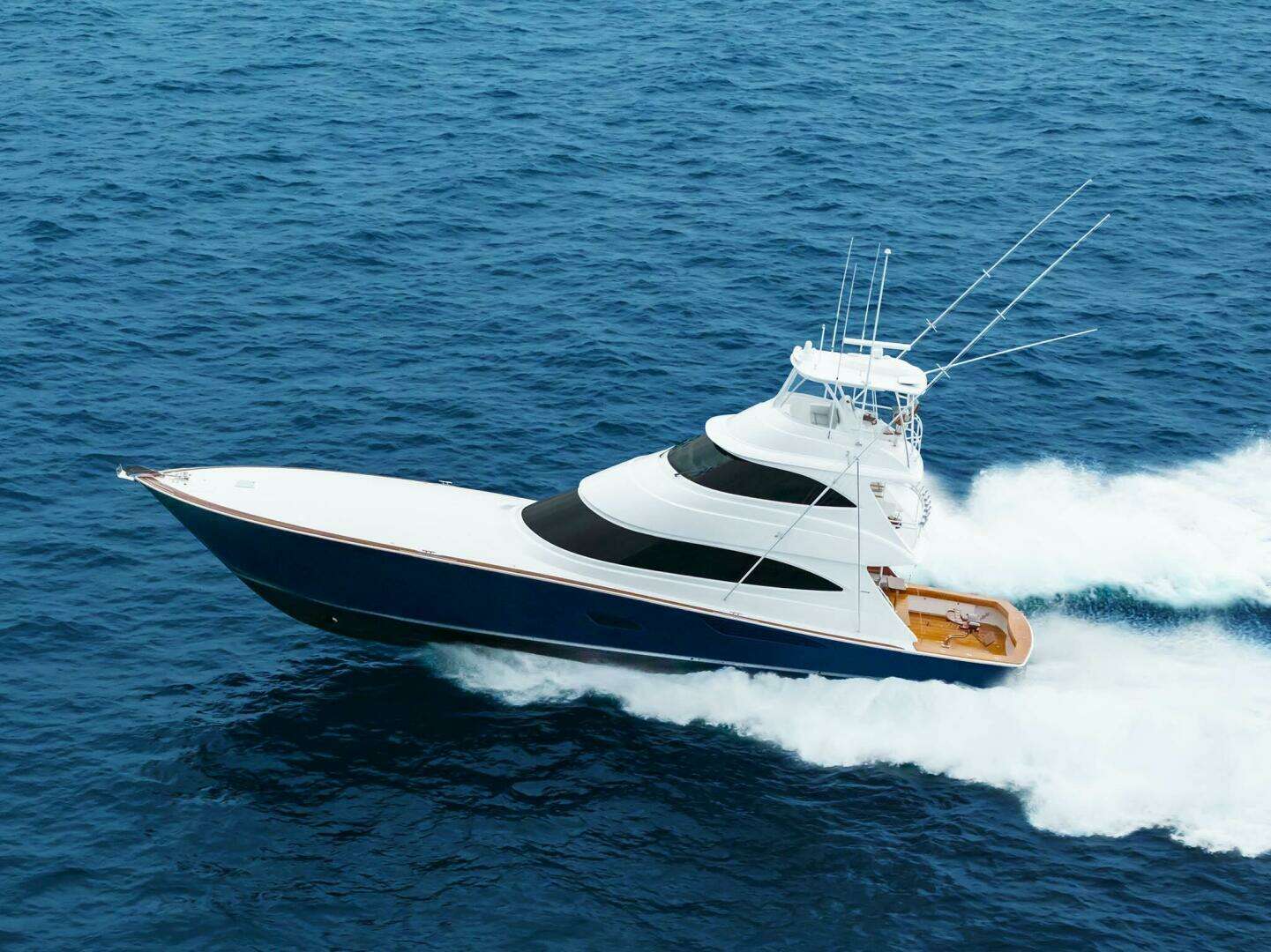 2027 Viking 82 Skybridge - Image 3