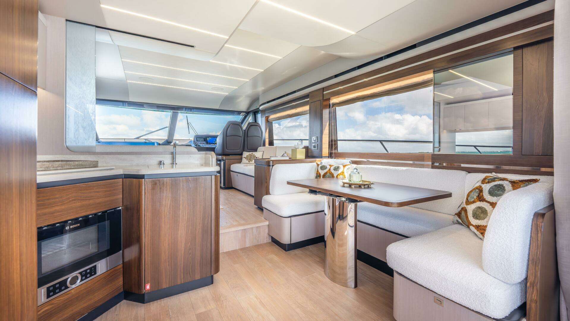 2019 Absolute 58 Fly - Image 17