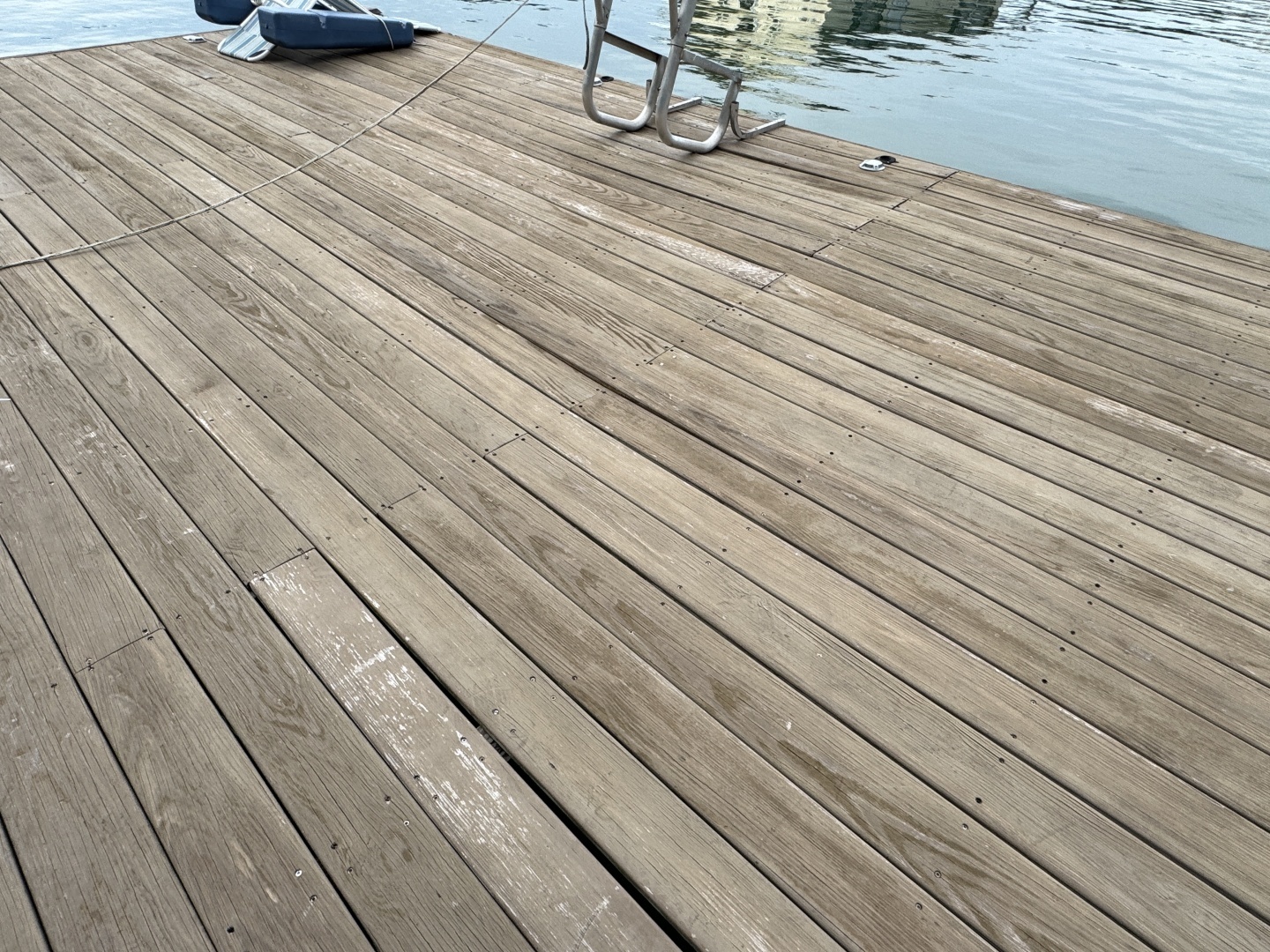 2006 Custom 20 x 43 Floating Cabin - Approx 812sqft - Image 112