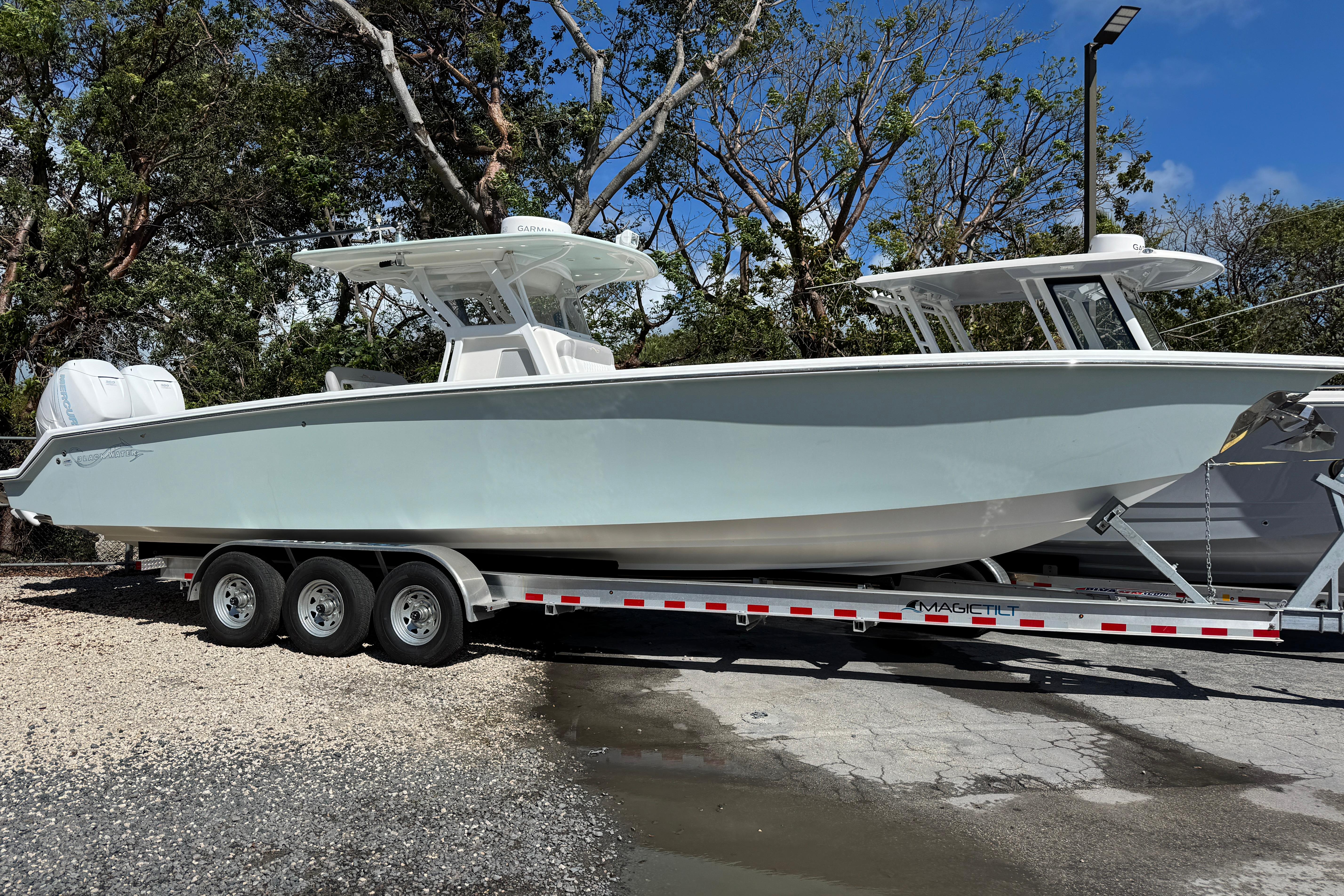 2014 Blackwater 36 Sportfish