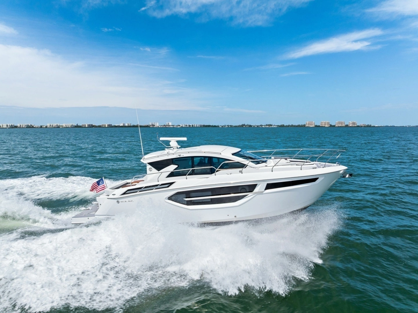2019 Cruisers Yachts 42 Cantius - Image 75