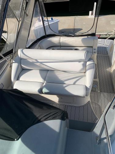 2006 Cruisers Yachts 320 Express - 31