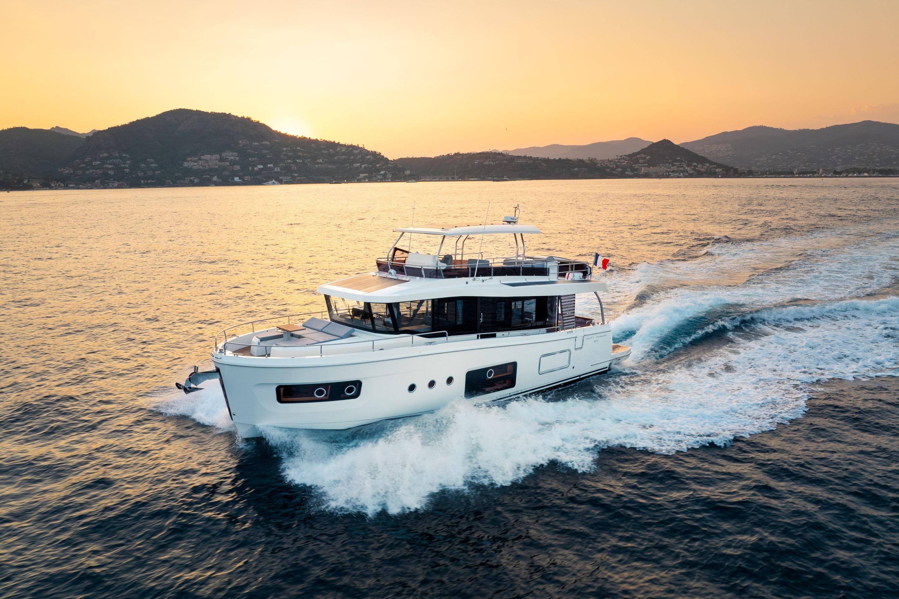 2026 Beneteau Swift Trawler 54