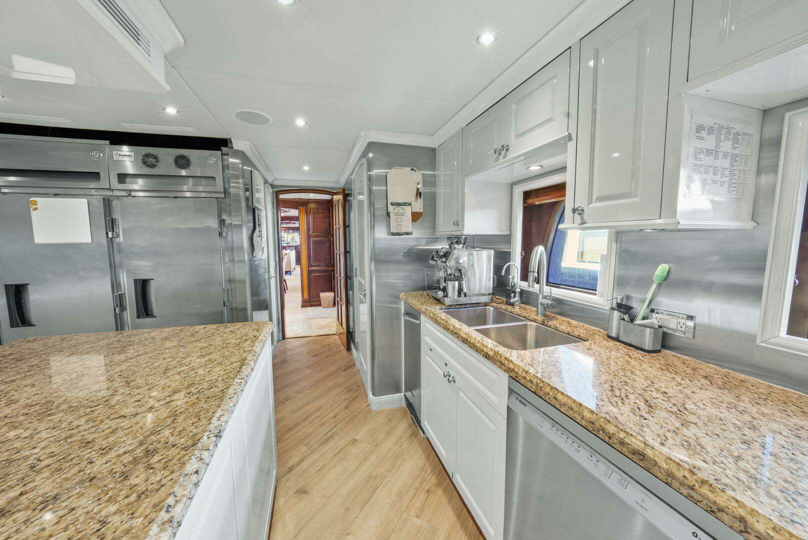 2005 Trinity Yachts Tri-Deck - Image 41