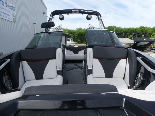 2017 MasterCraft X23 CUSTOM - 7