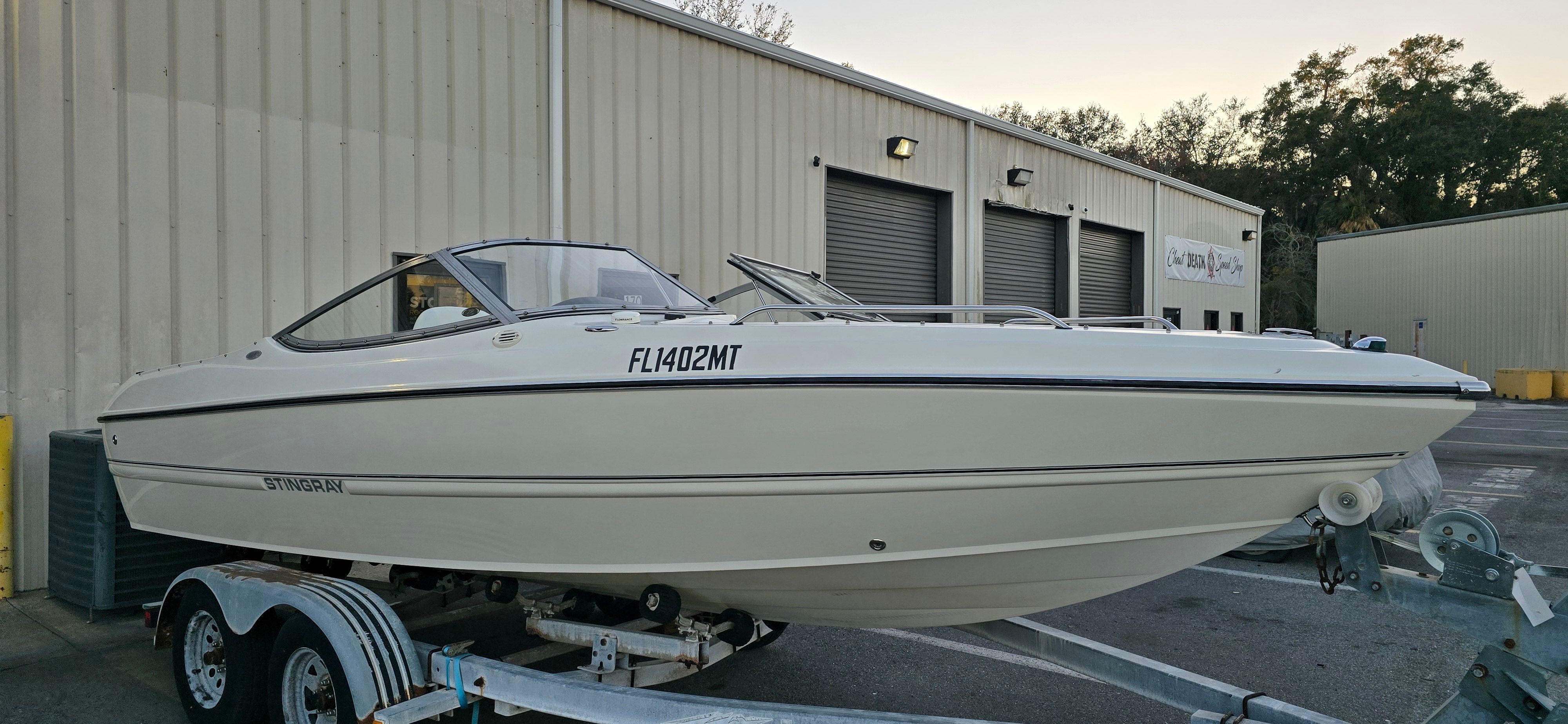 2004 Stingray 195 LR