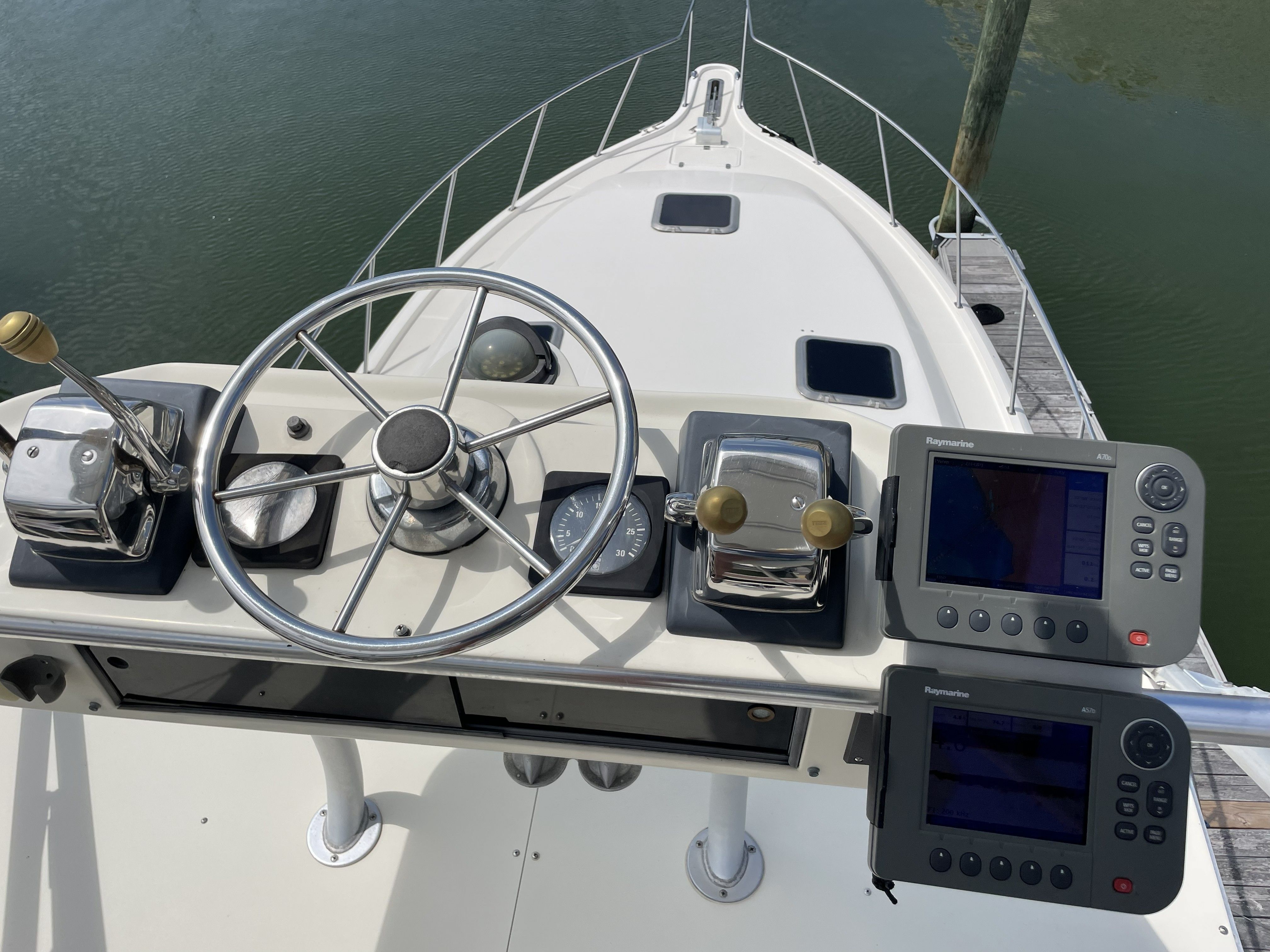 1994 Tiara Yachts 3600 Open - 8